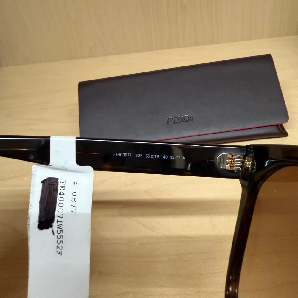 Fendi Brown Tortoiseshell Square Gradient Sunglasses